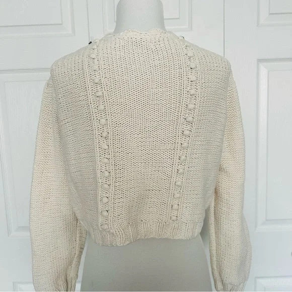 Sessun tesoro cream cable crocheted style sweater cardigan with wooden buttons - Picture 11 of 11